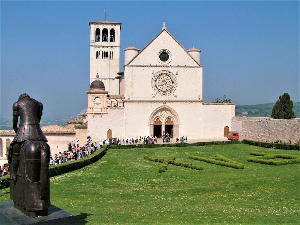 Belvilla By Oyo Valle Di Assisi Bilo Tordandrea ภายนอก รูปภาพ